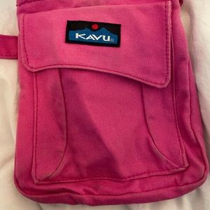 Small pink kavu purse